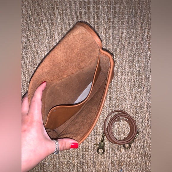 Coach Vintage Crossbody Purse - Picture 11 of 16